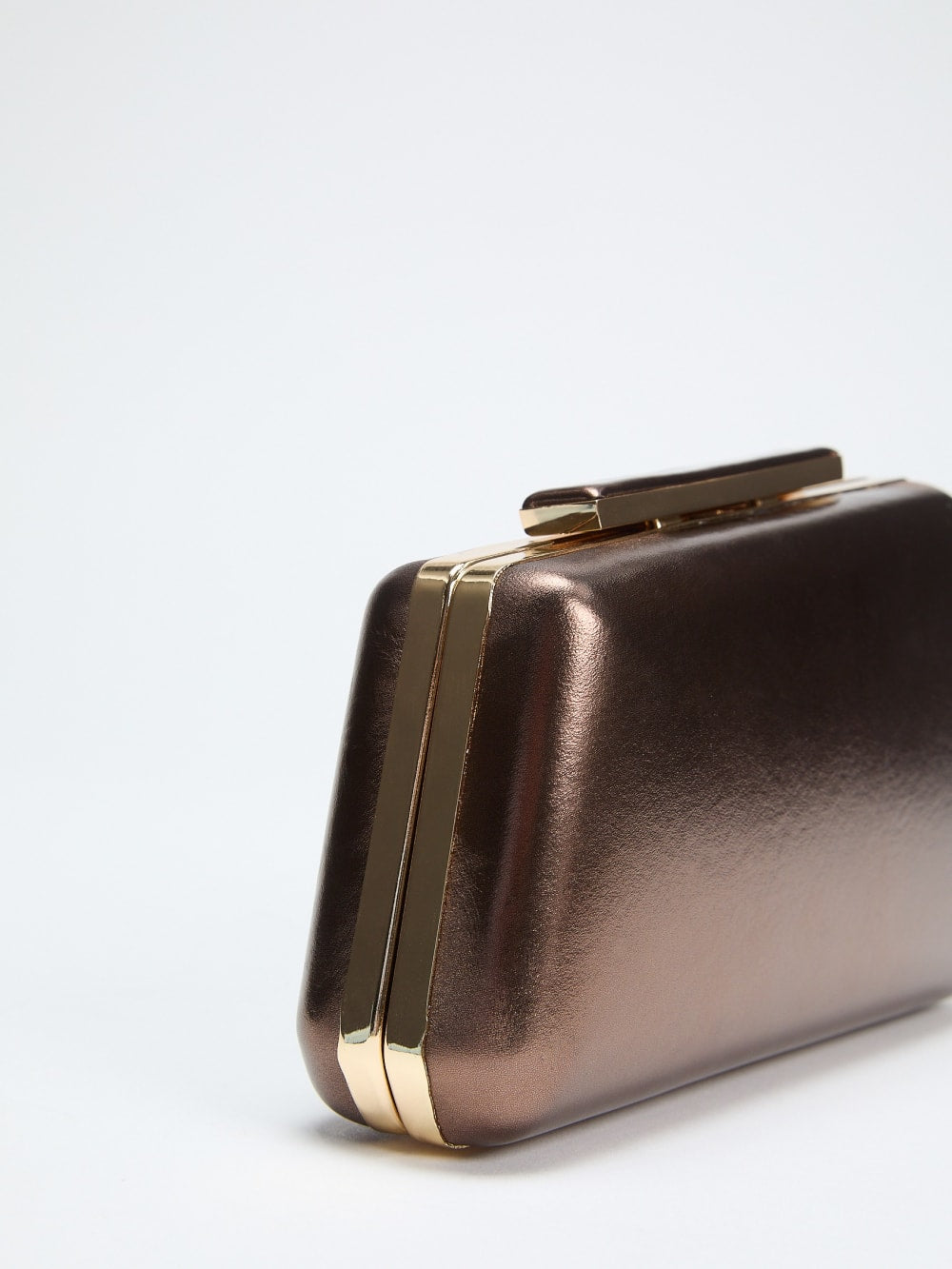 Gemma Metallic Clutch - Guess