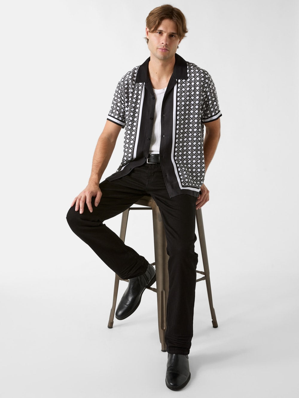Basketweave Border Shirt - Guess