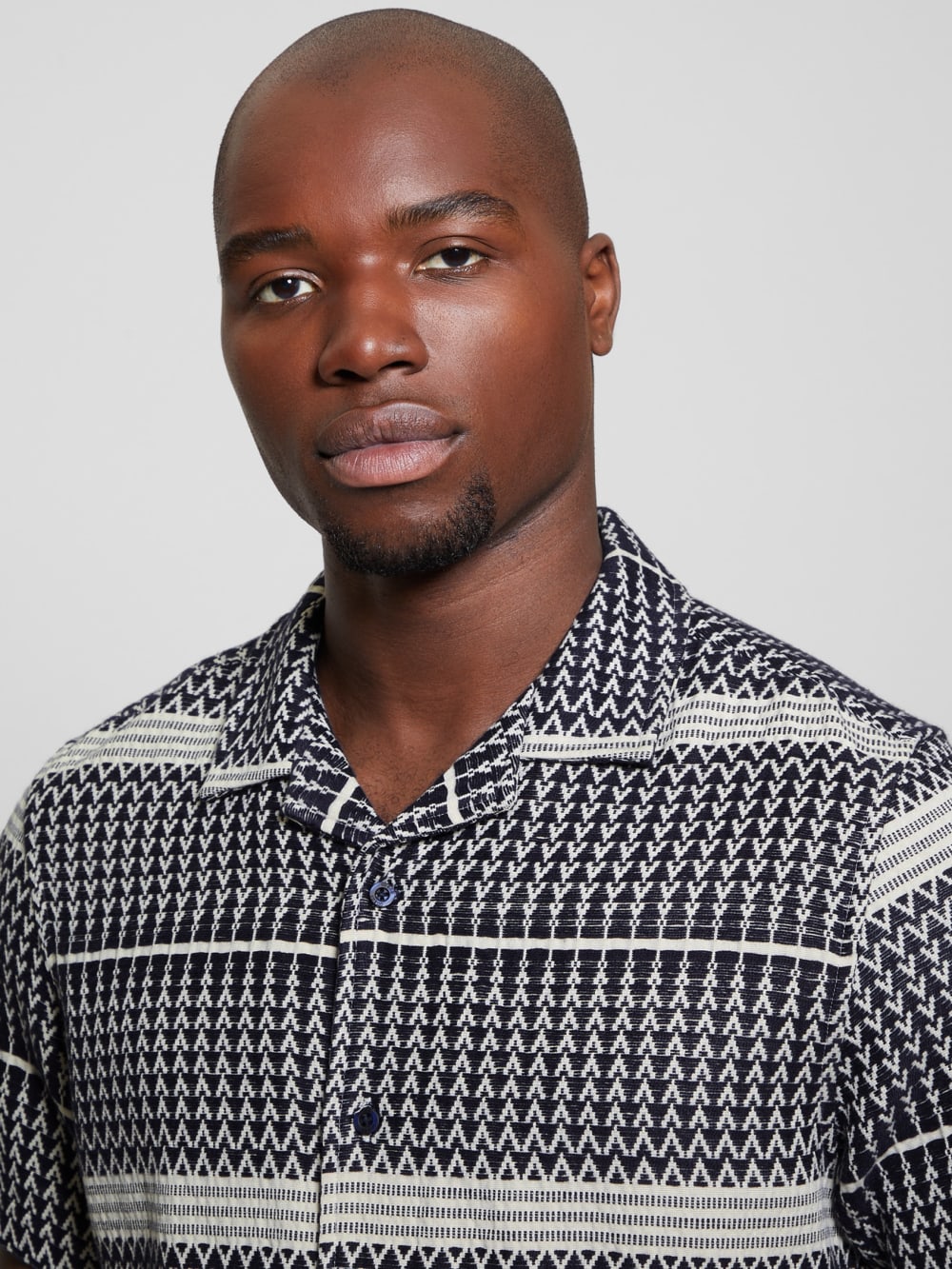 Arrow Jacquard Shirt - Guess