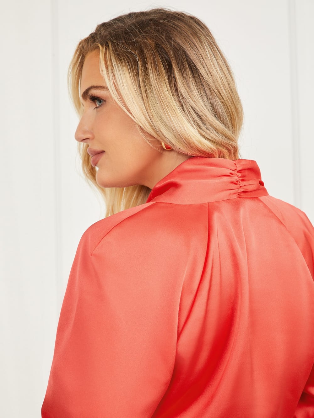 Delilah Satin Bodysuit - Guess