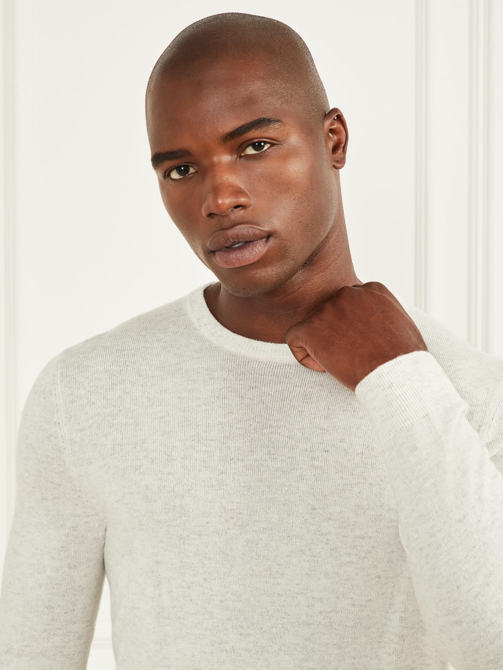 Cashmere-Blend Crewneck Sweater - Guess