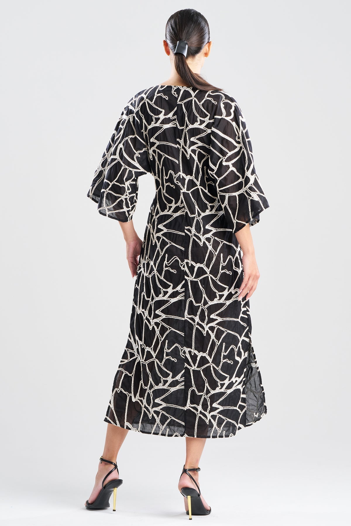 NATORI Butterfly Embroidery Cotton Caftan