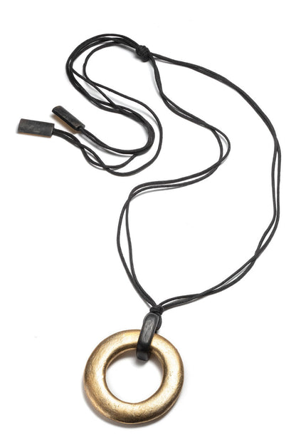 NATORI Buy Acacia Wood and Gold Plated Pendant Necklace in Black/Gold Online