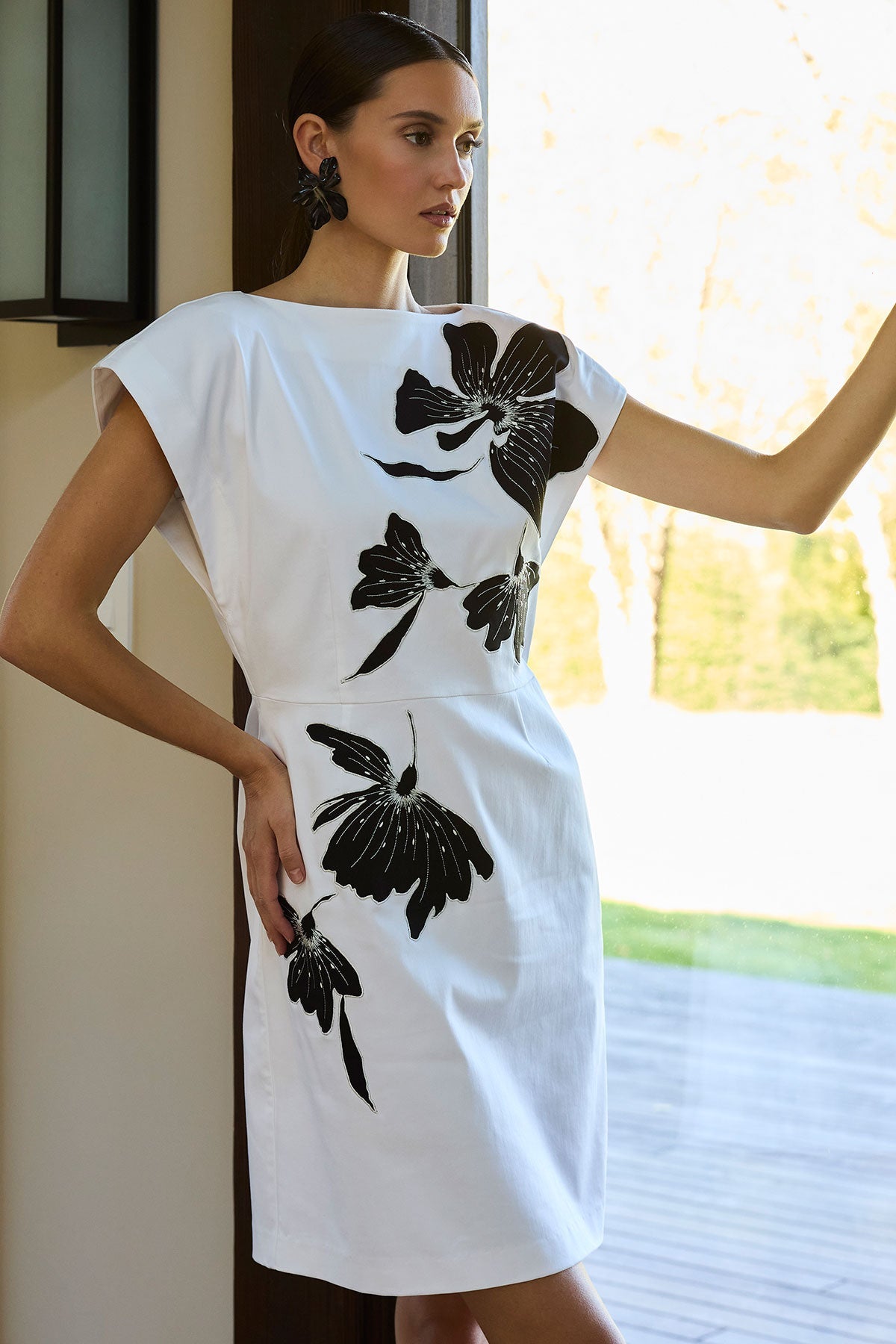 NATORI Cotton Chino Embroidered Mini Dress