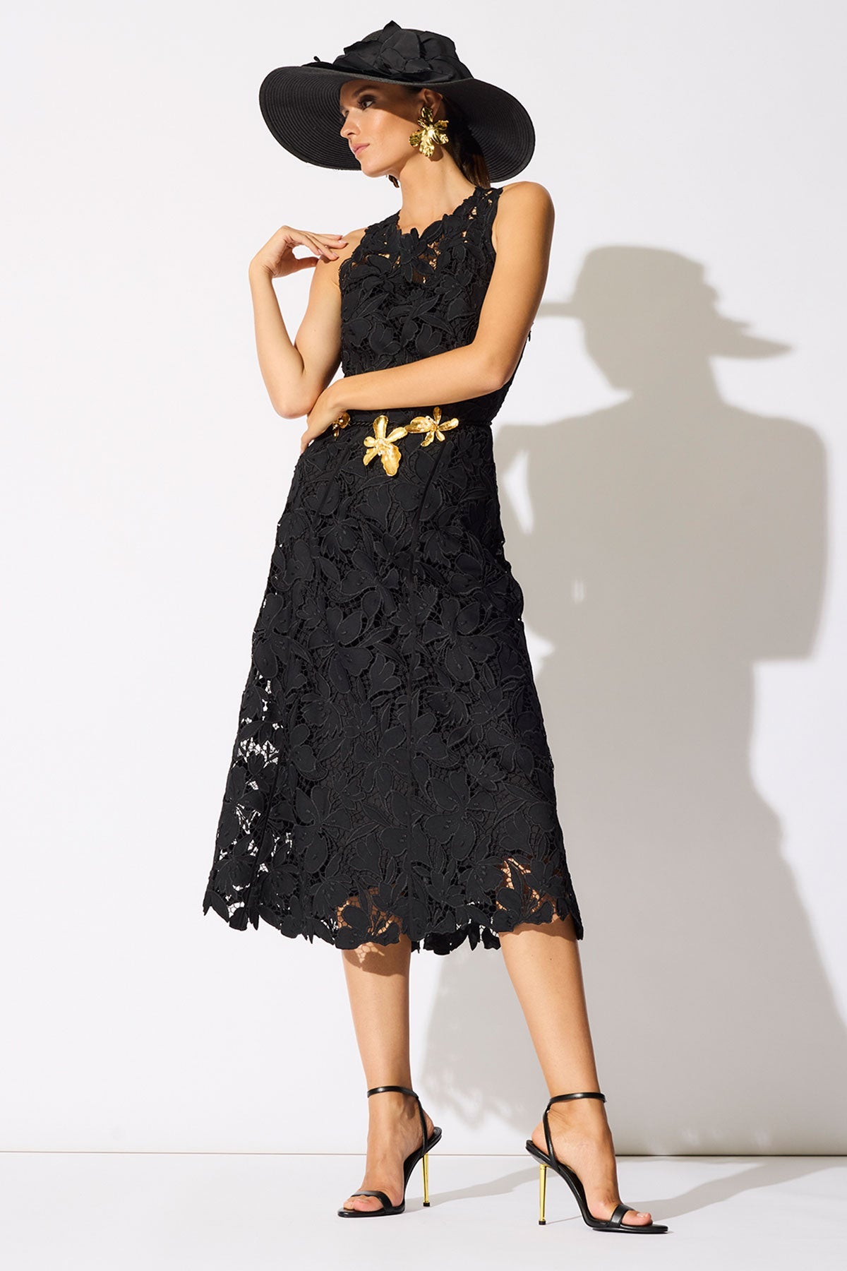NATORI Peony Floral Lace Asymmetric Seam Dress