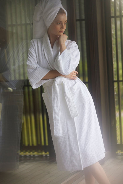 NATORI Buy Maze Spa Robe in White Online