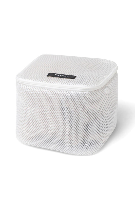 NATORI Buy Lingerie Mesh Wash Bag in Warm White Online