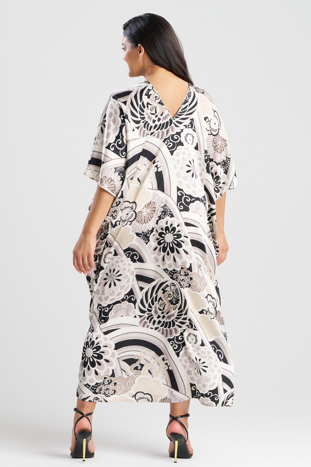 NATORI Medallion V-Neck Caftan