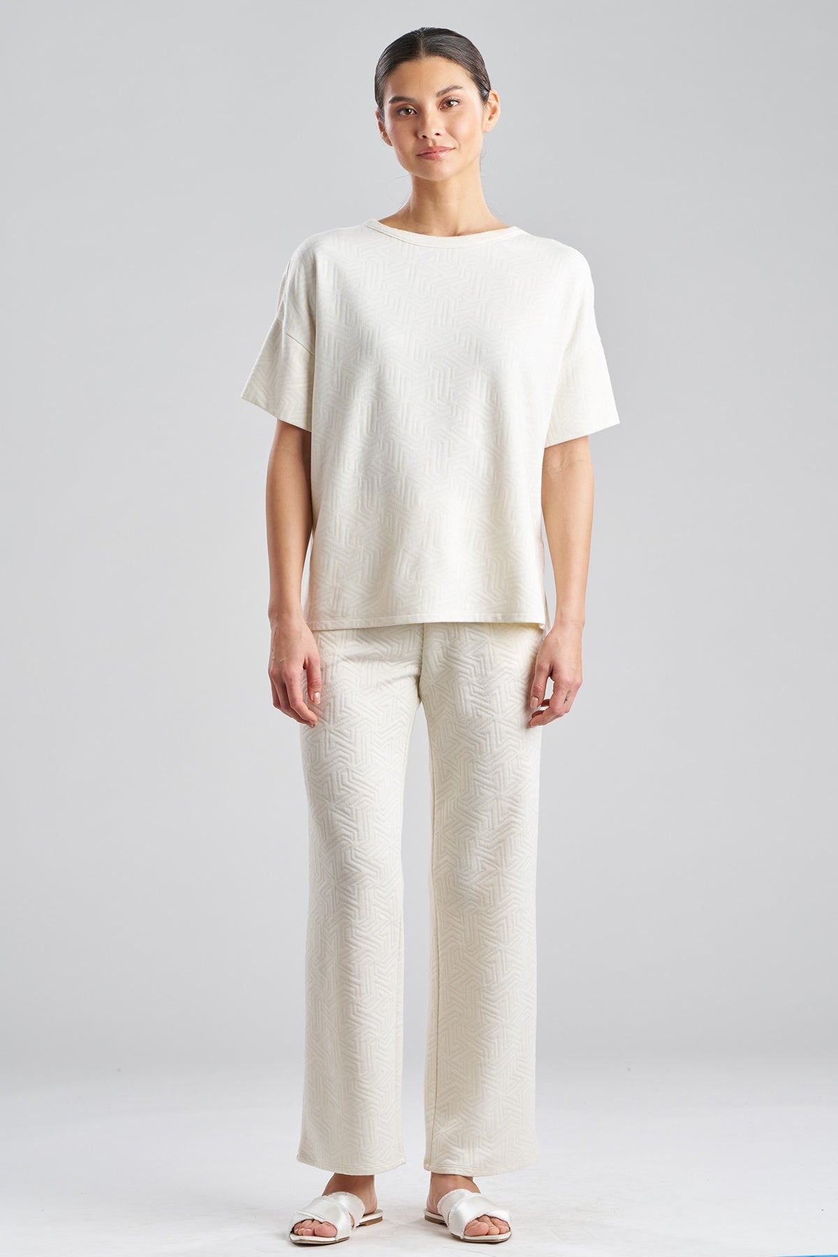 NATORI Quilted Geo Knit Jacquard Short Sleeve Top