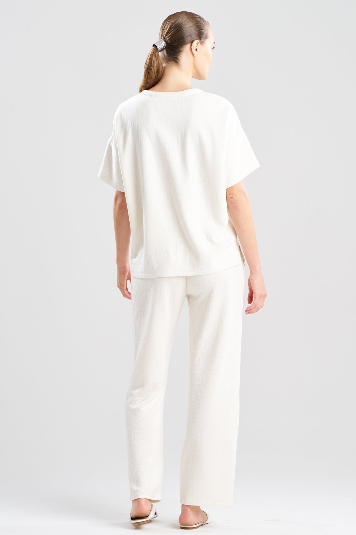 NATORI Quilted Geo Knit Jacquard Short Sleeve Top