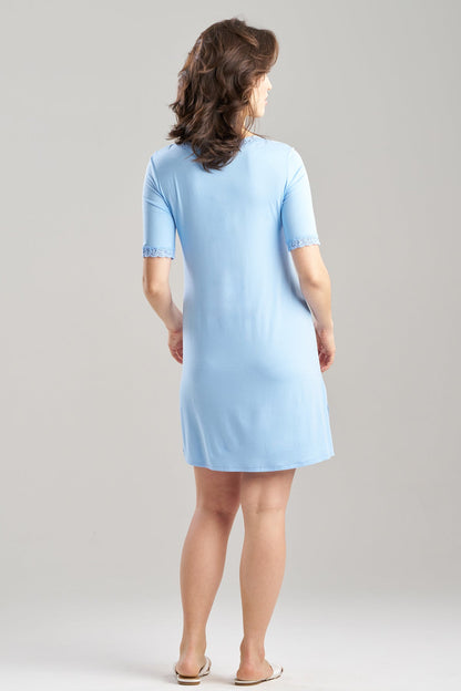 NATORI Feathers Essentials Lenzing™ Ecovero™ Viscose Lace Sleepshirt