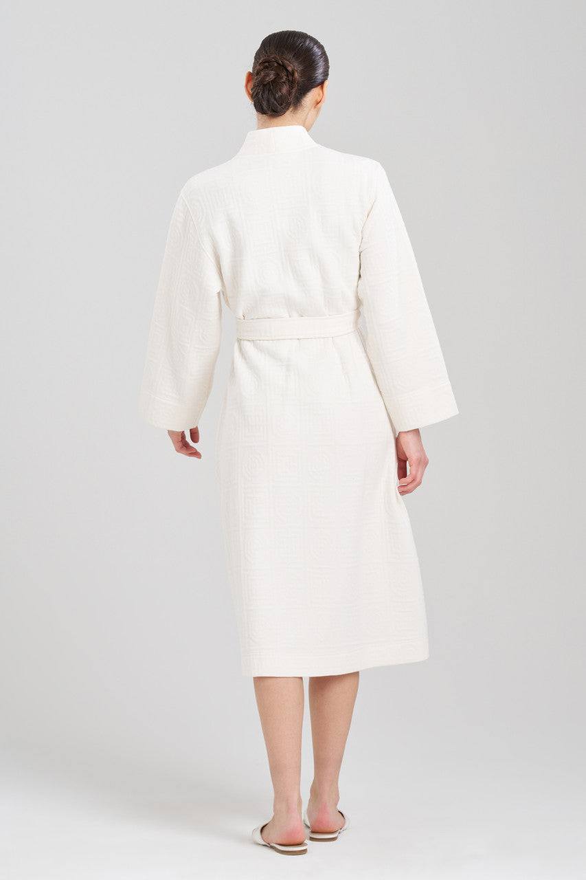 NATORI Buy Quilted Infinity Jacquard Robe in Cream Online
