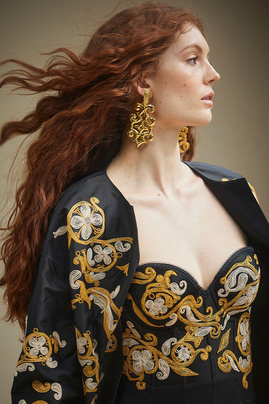 NATORI Buy Floral Embroidered Corset in Black Online