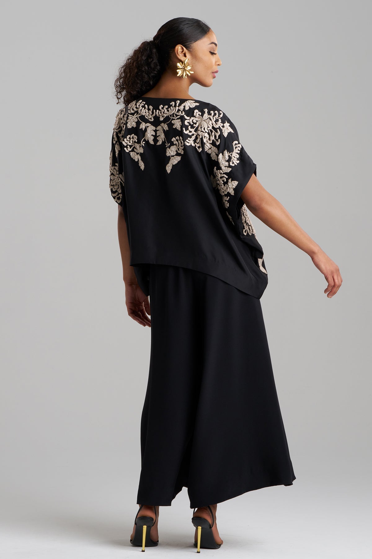 NATORI Couture Habotai Embellished Silk Caftan Top