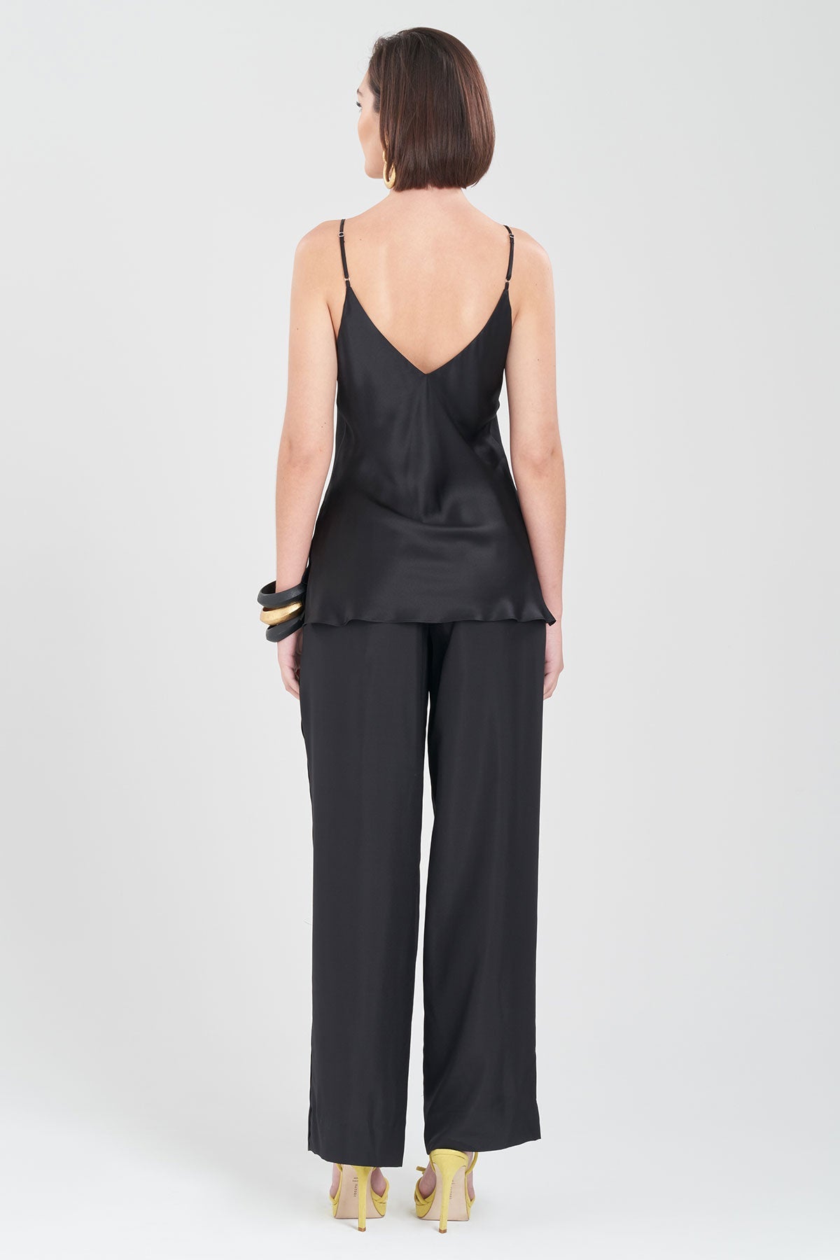 NATORI Key Essentials V-Neck Silk Cami