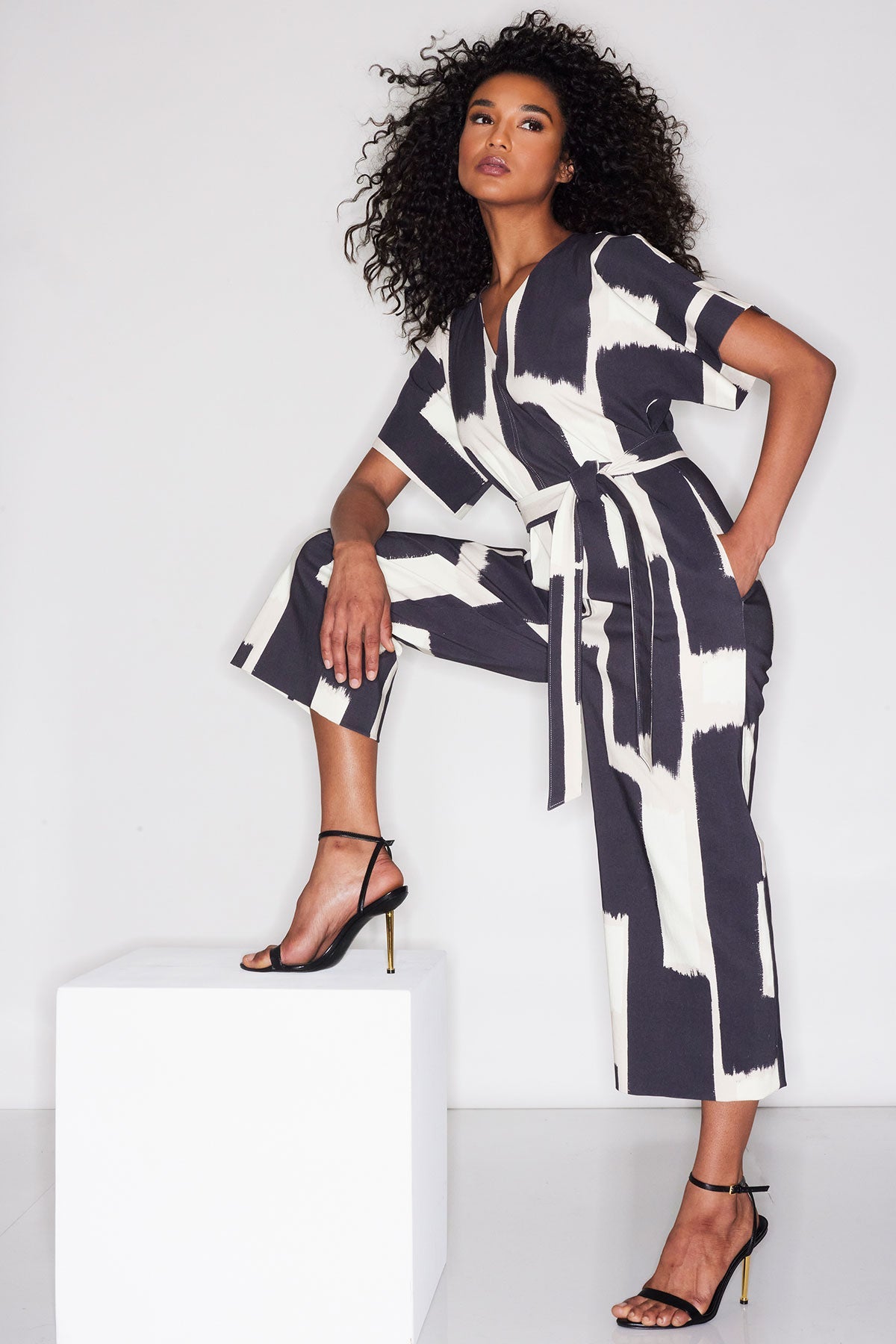 NATORI Painted Block Woven V-Neck Jumpsuit