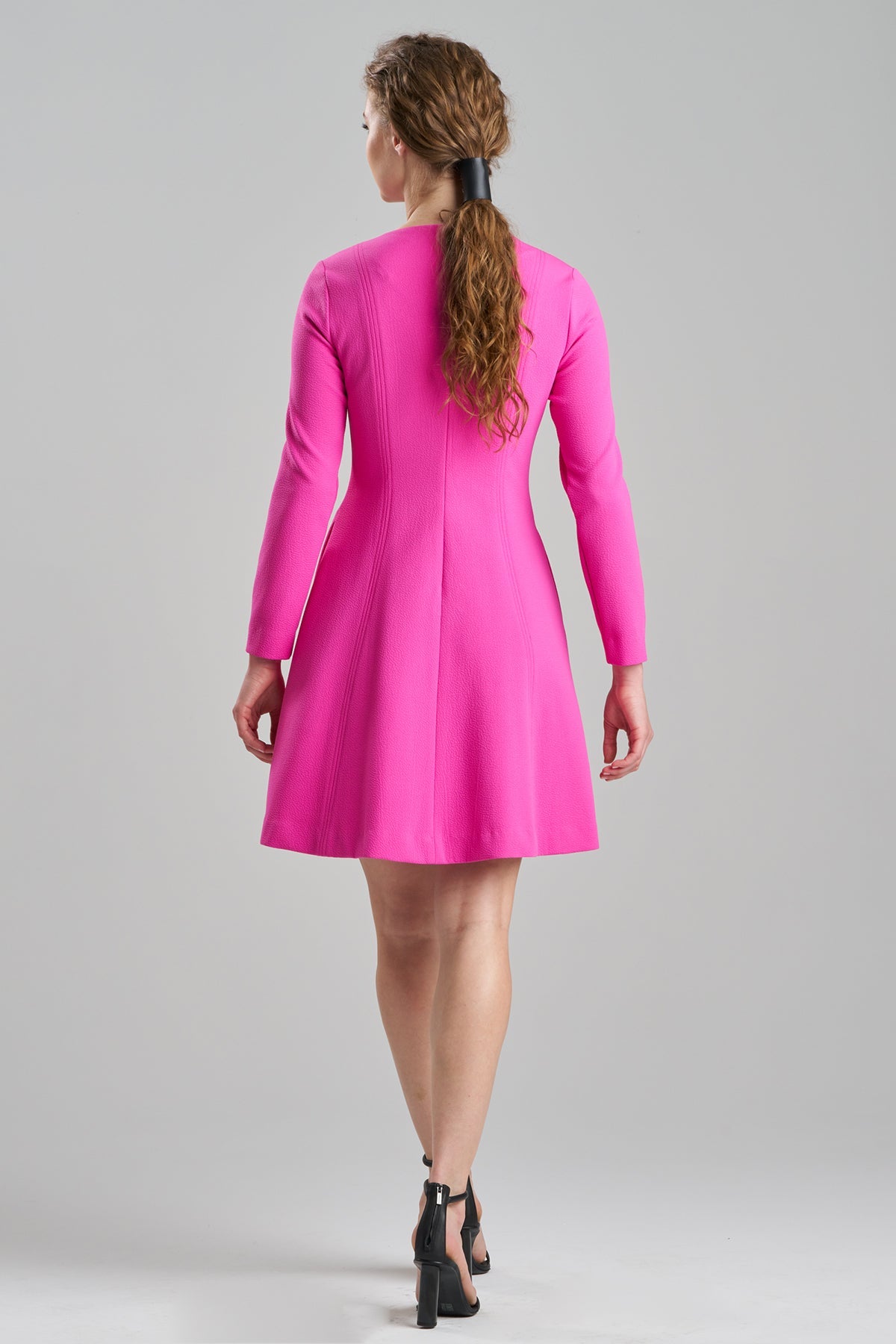 NATORI Scuba Crepe Pleated Dress