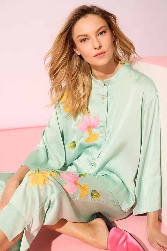NATORI Satin Essentials Embroidered Mandarin PJ Set
