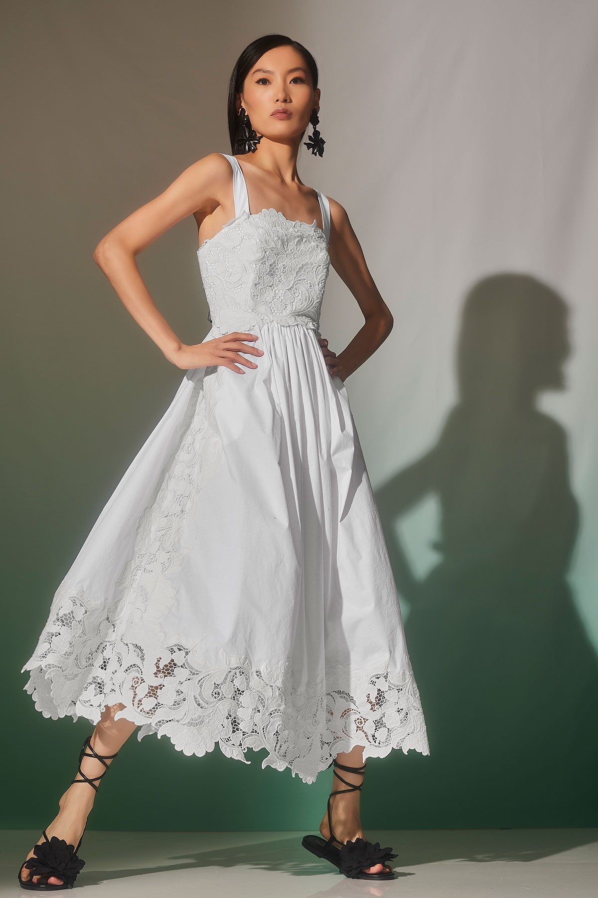 NATORI Kumo Embroidery Applique Sundress
