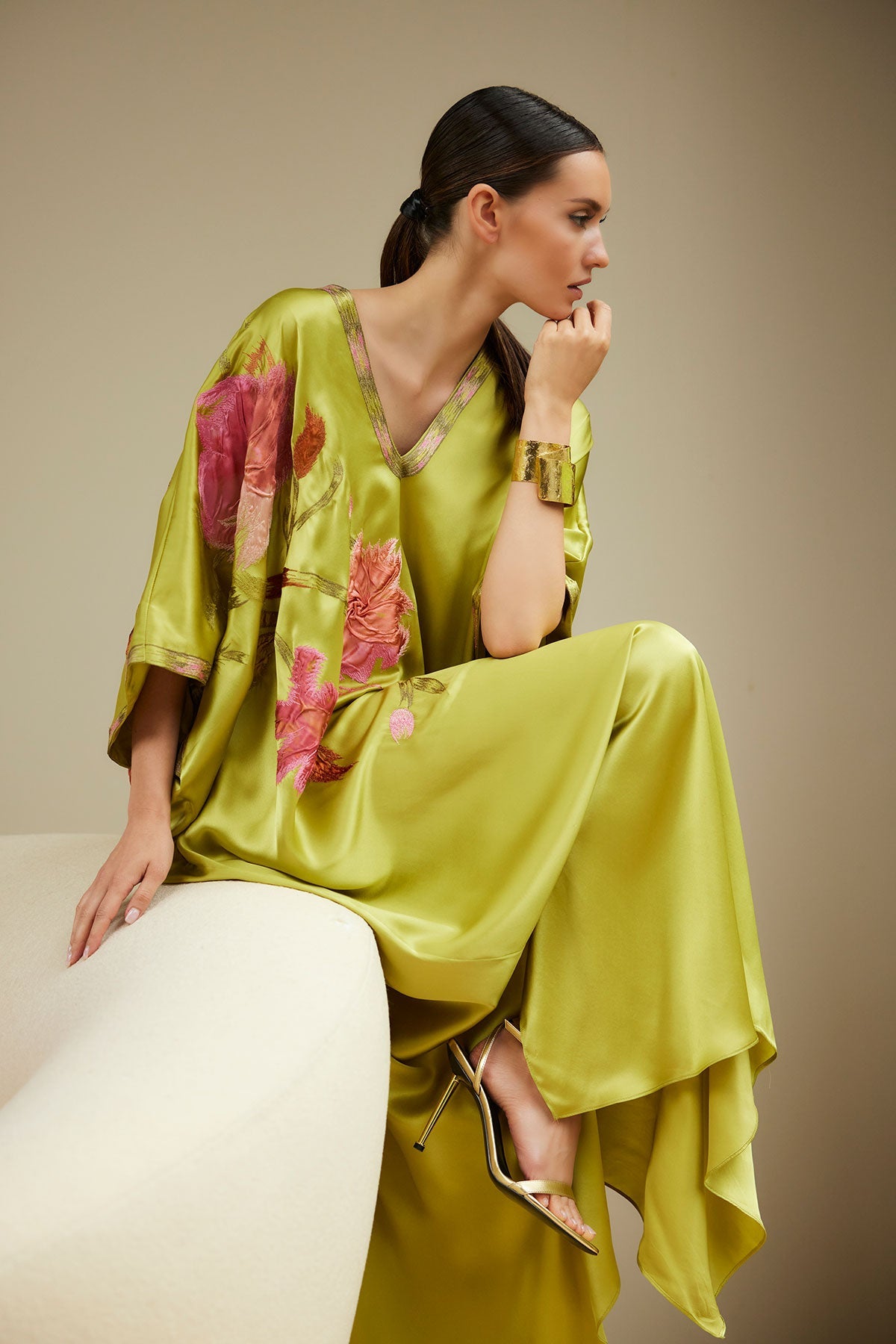 NATORI Couture Brushstroke Embellished Cocoon Silk Caftan