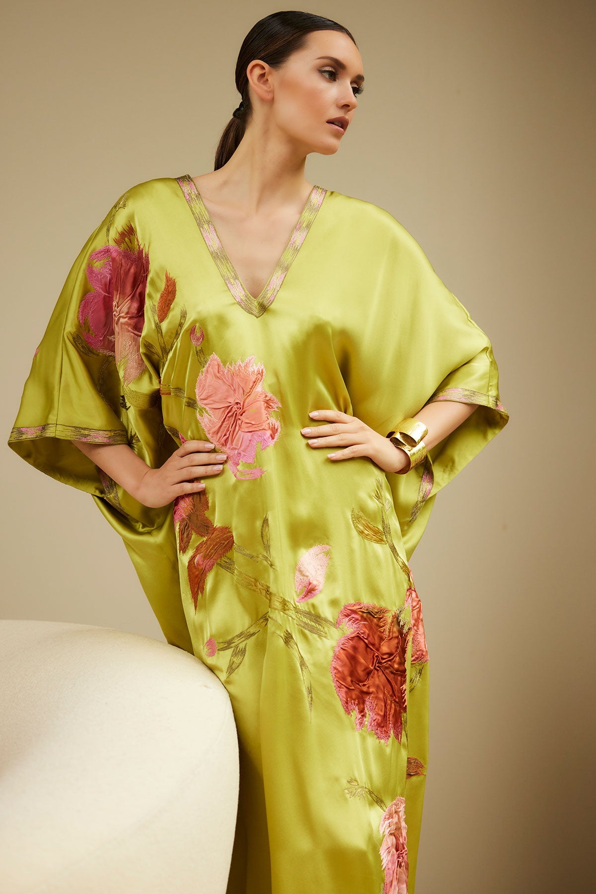 NATORI Couture Brushstroke Embellished Cocoon Silk Caftan