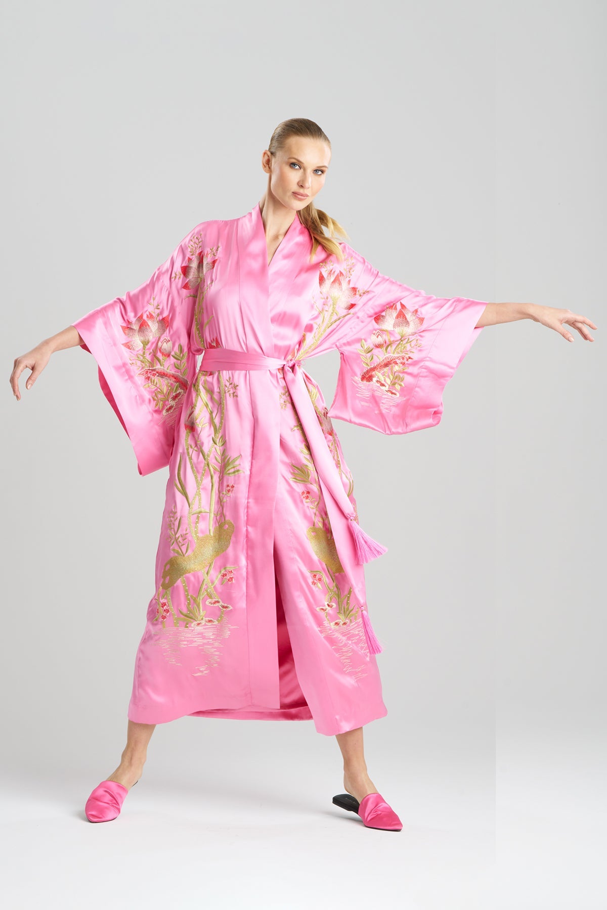 NATORI Couture Lotus Embroidered Silk Robe