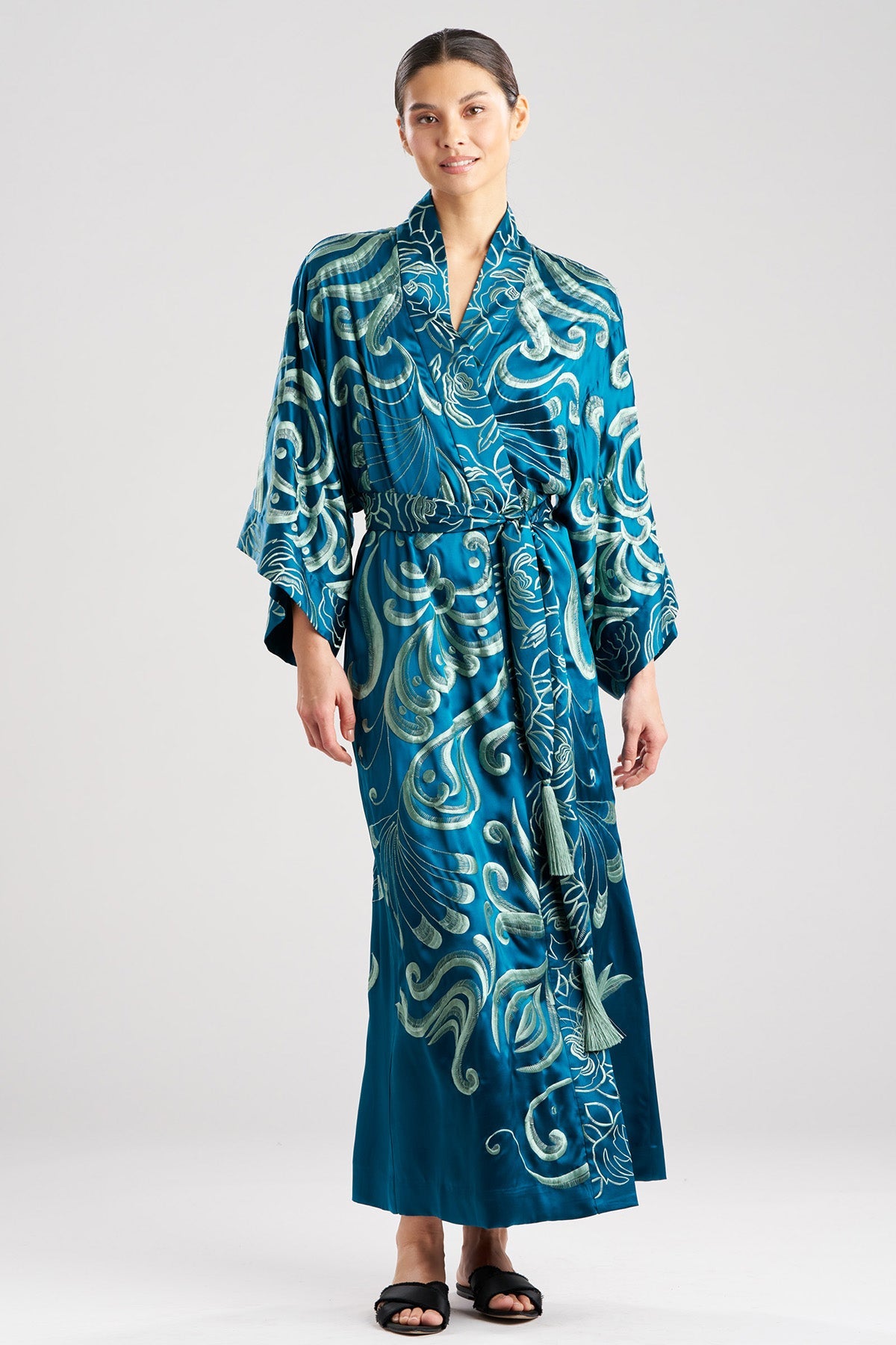 NATORI Couture Nouveau Embellished Silk Robe
