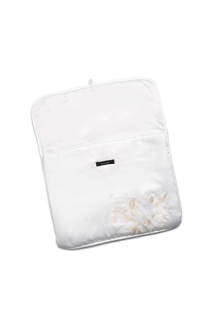 NATORI Buy Bridal Embroidery Lingerie Bag in Warm White Online