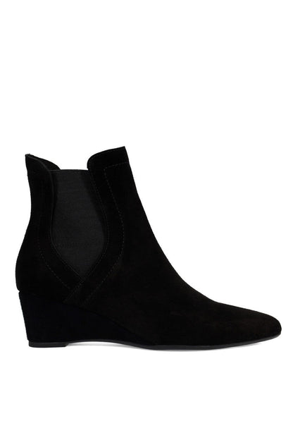 NATORI Buy Gaisha-Su Suede Wedge Bootie in Black Online