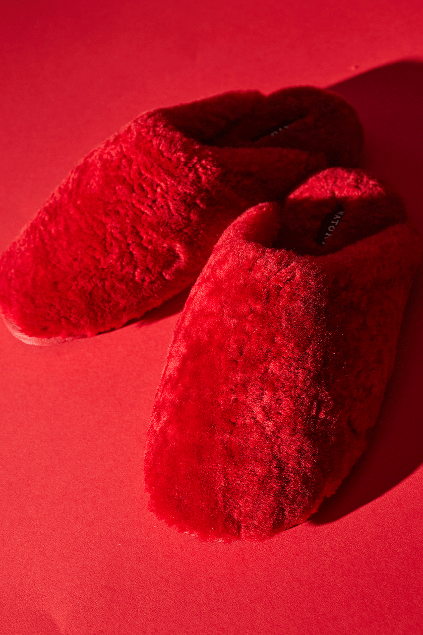 NATORI Buy Bliss Genuine Shearling Slide in Brocade Red Online