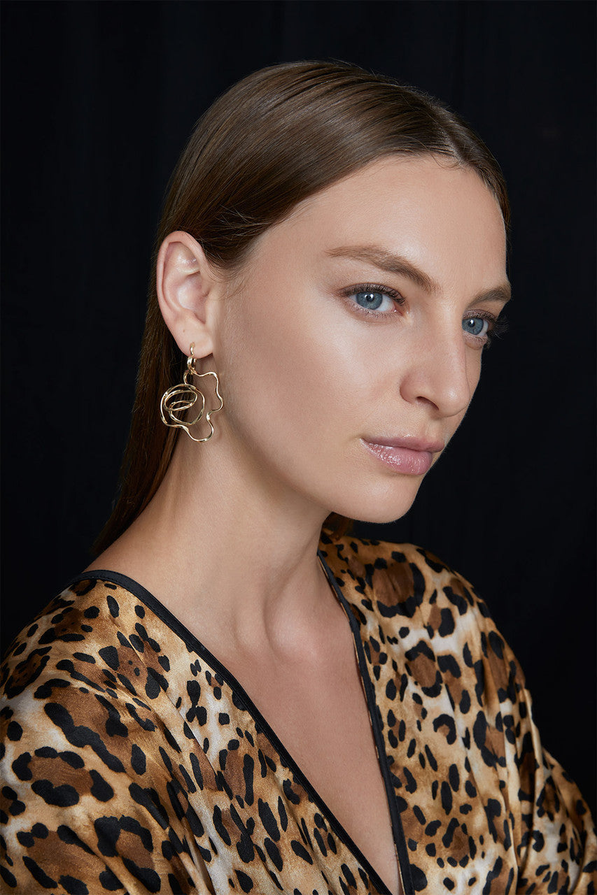 NATORI Buy Sakura 14k Hoop Earrings in 14K Yellow Gold Online