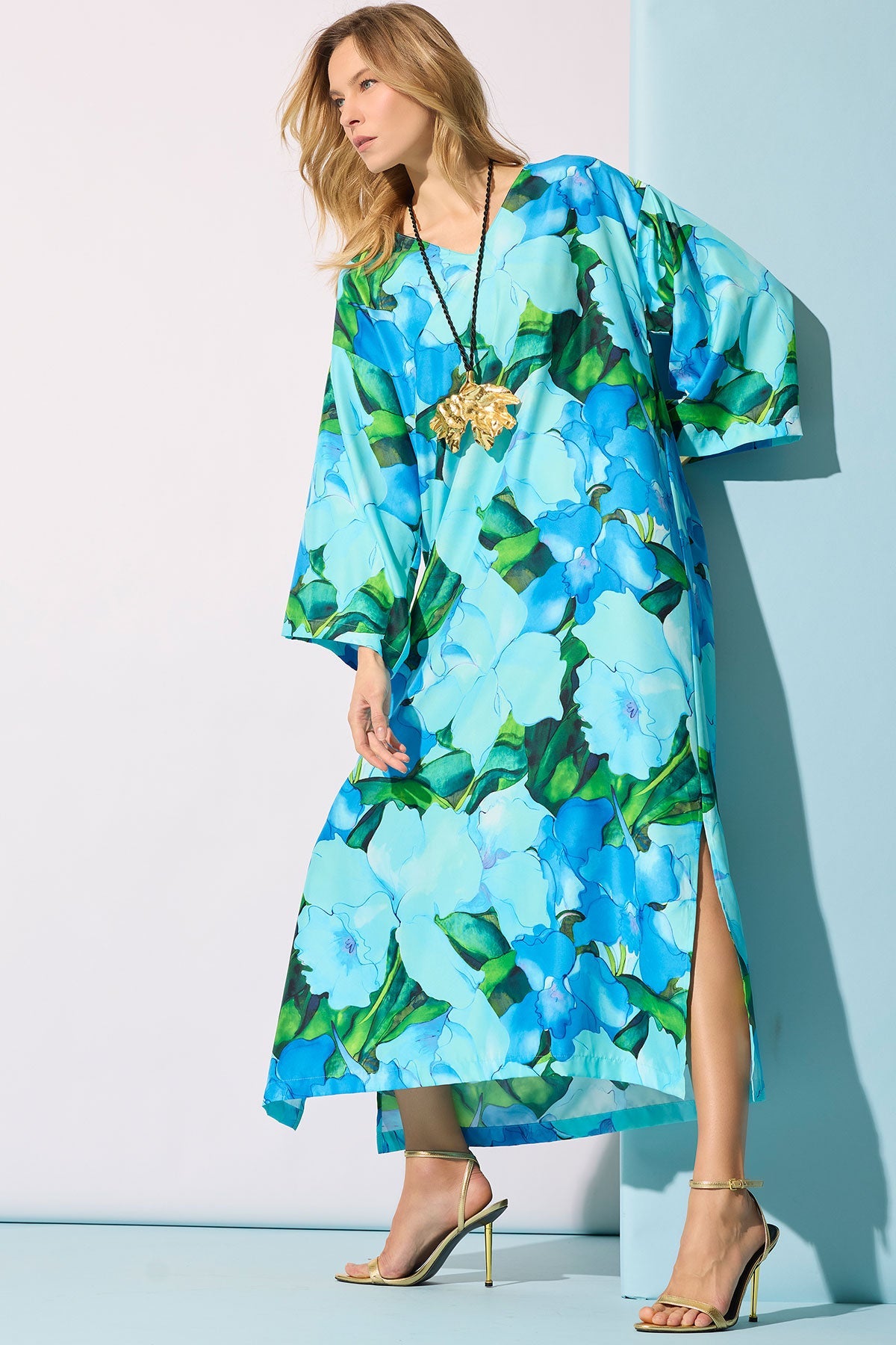 NATORI Isla Printed Satin Caftan