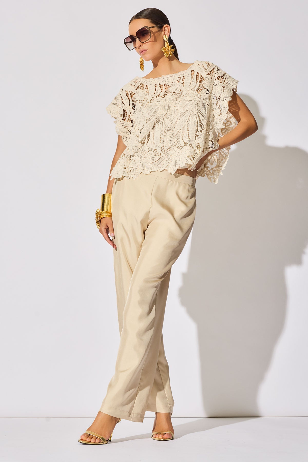 NATORI Crochet Lace Cotton Square Top