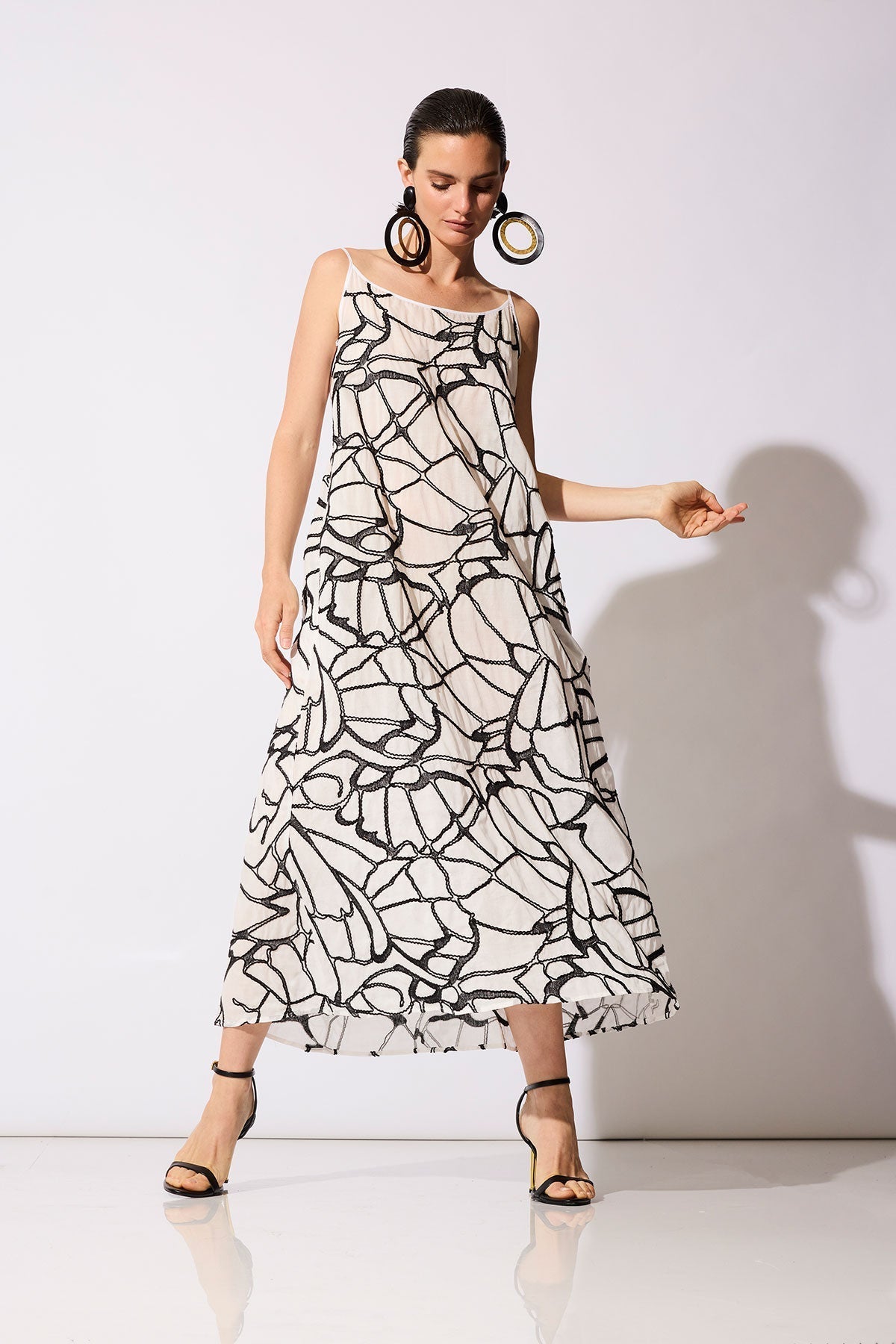 NATORI Butterfly Embroidery Cotton Sundress
