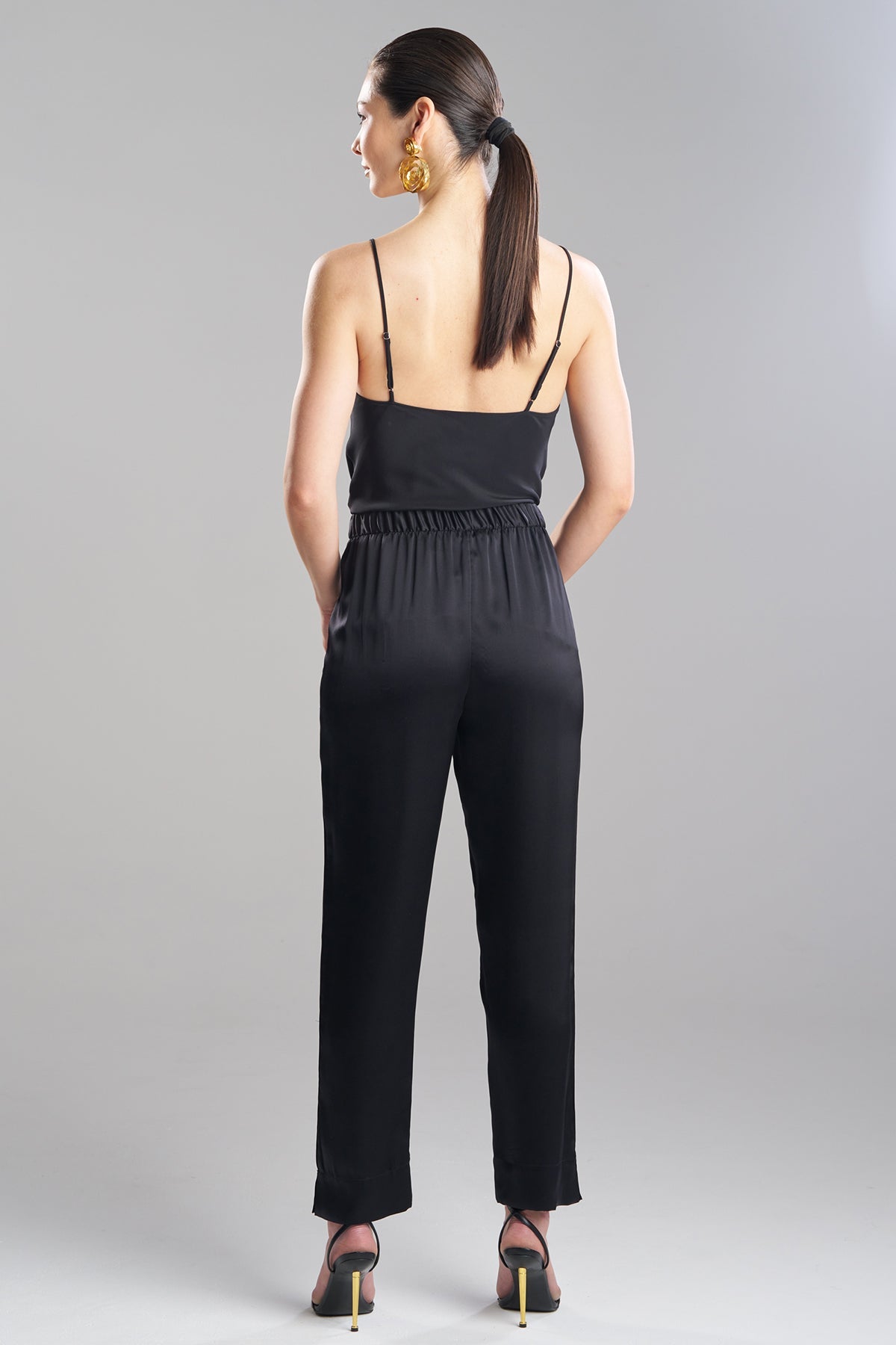 NATORI Buy Key Essentials Silk Straight Leg Pants in Black Online