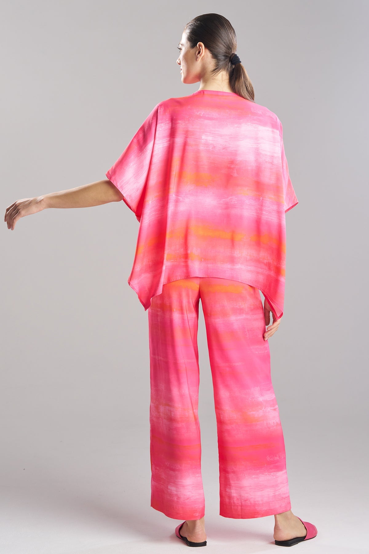 NATORI Aurora Printed Satin Caftan Top