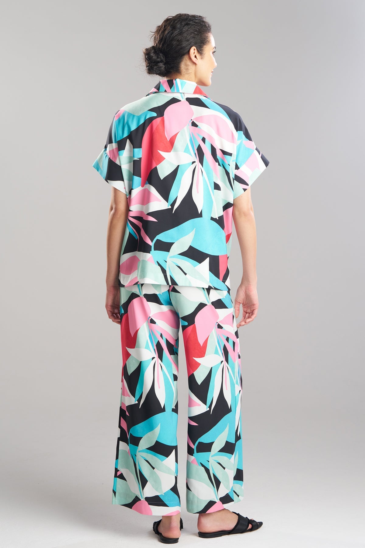 NATORI Abstract Palm Printed Satin Top