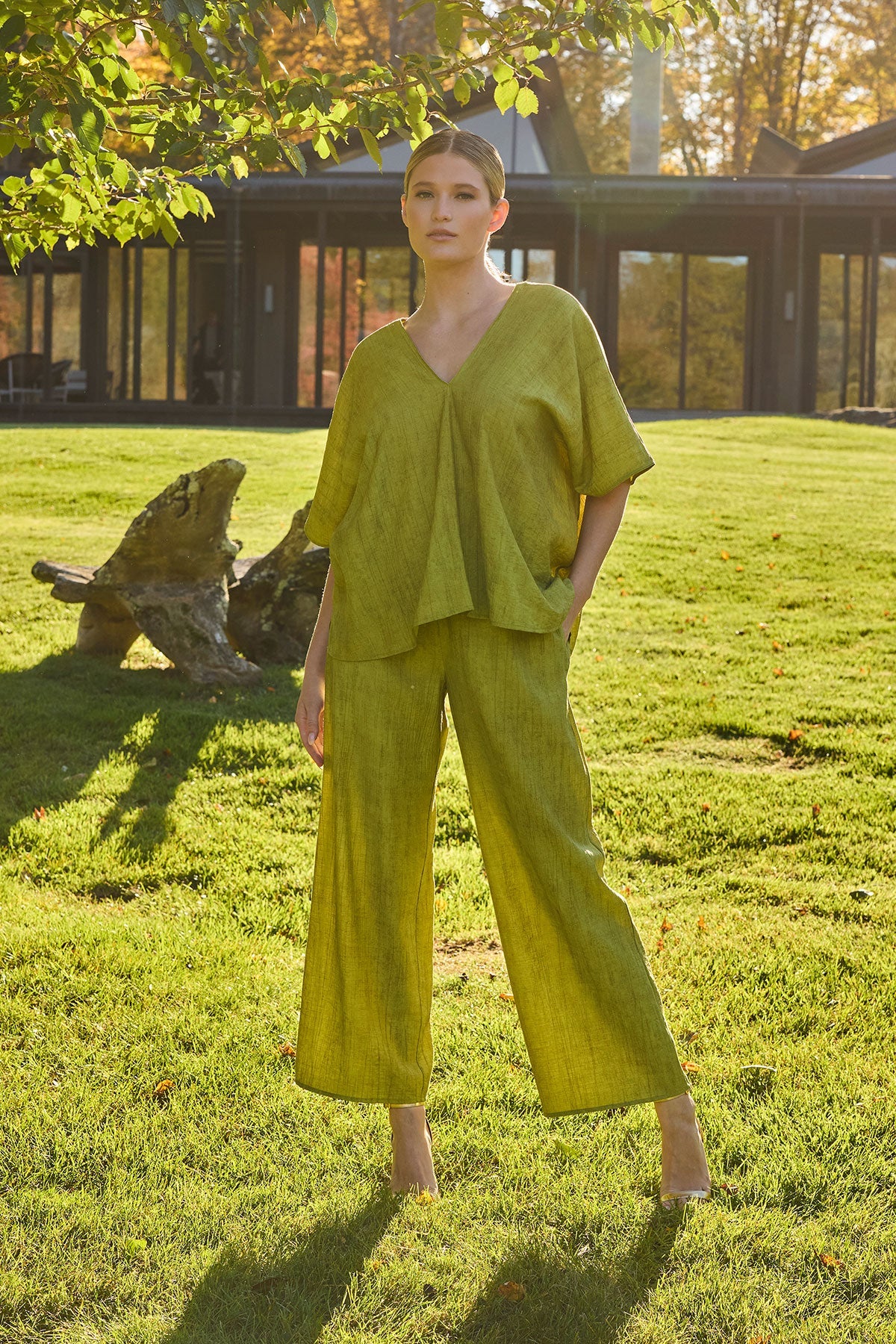 NATORI Terra Foil Crinkle Caftan Shirt