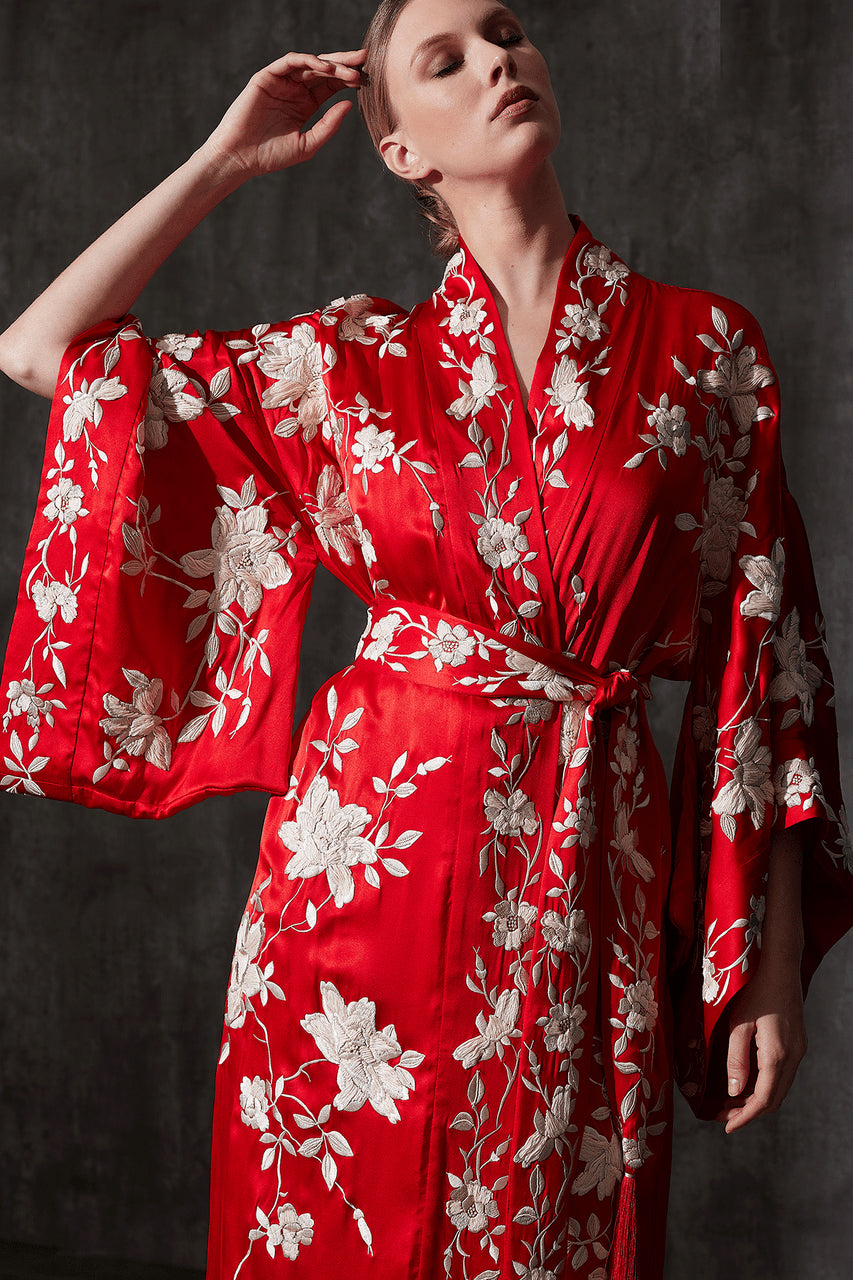 NATORI Buy Key Essentials Embroidered Kimono Tassel Silk Robe in Scarlet Online