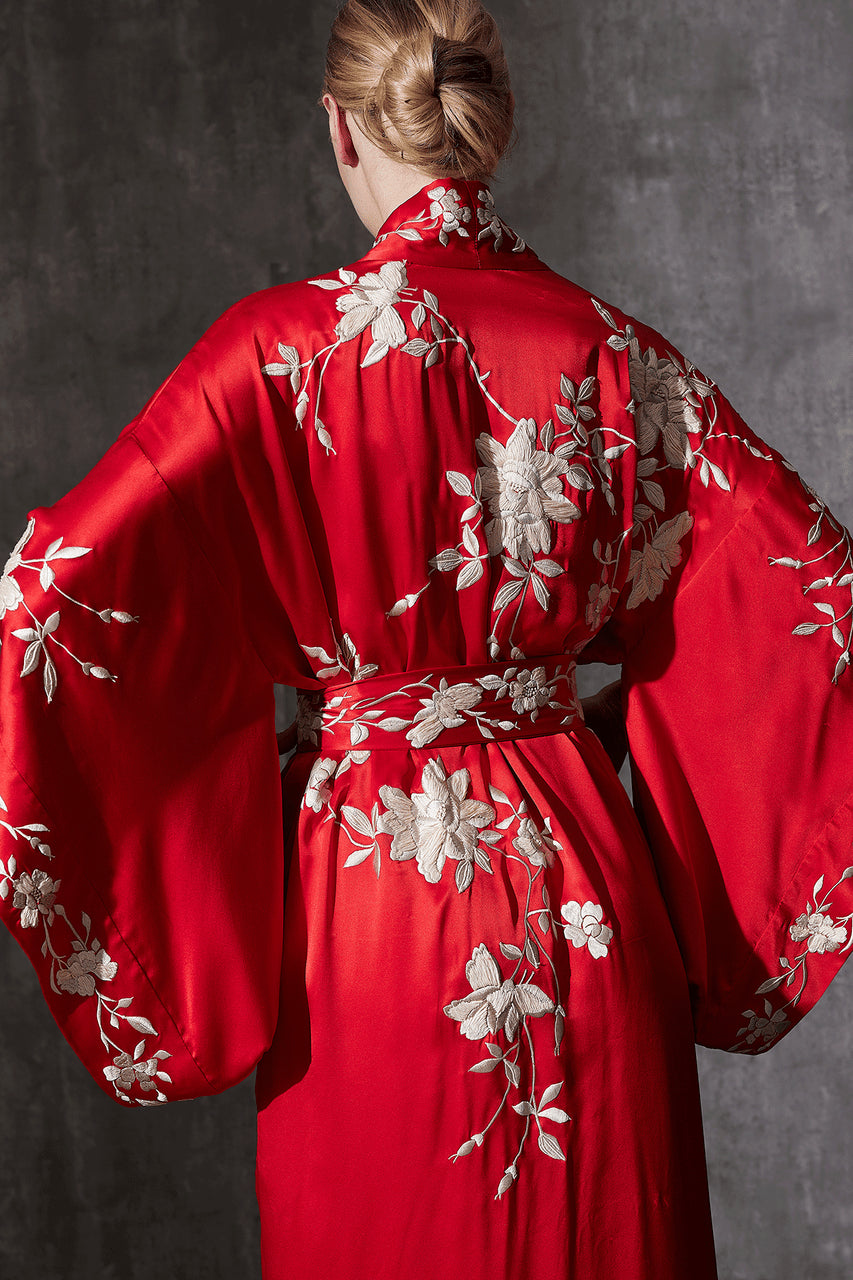 NATORI Buy Key Essentials Embroidered Kimono Tassel Silk Robe in Scarlet Online