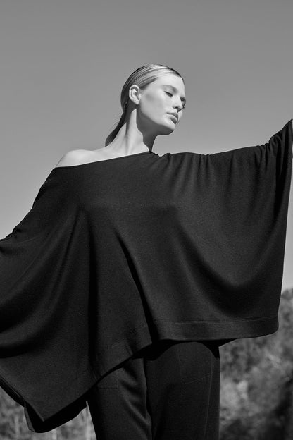 NATORI Suki Caftan Top