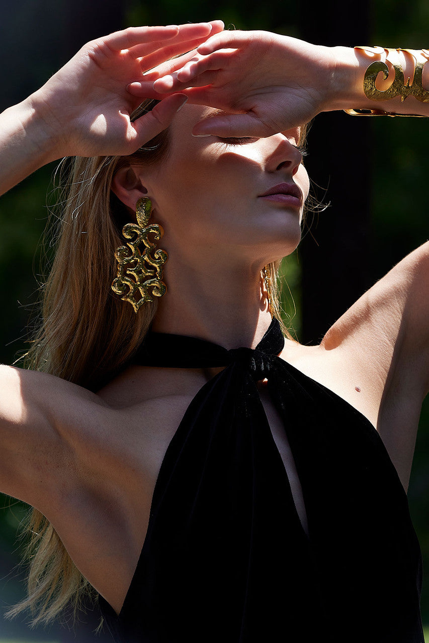 NATORI Buy Velvet Halter Top in Black Online