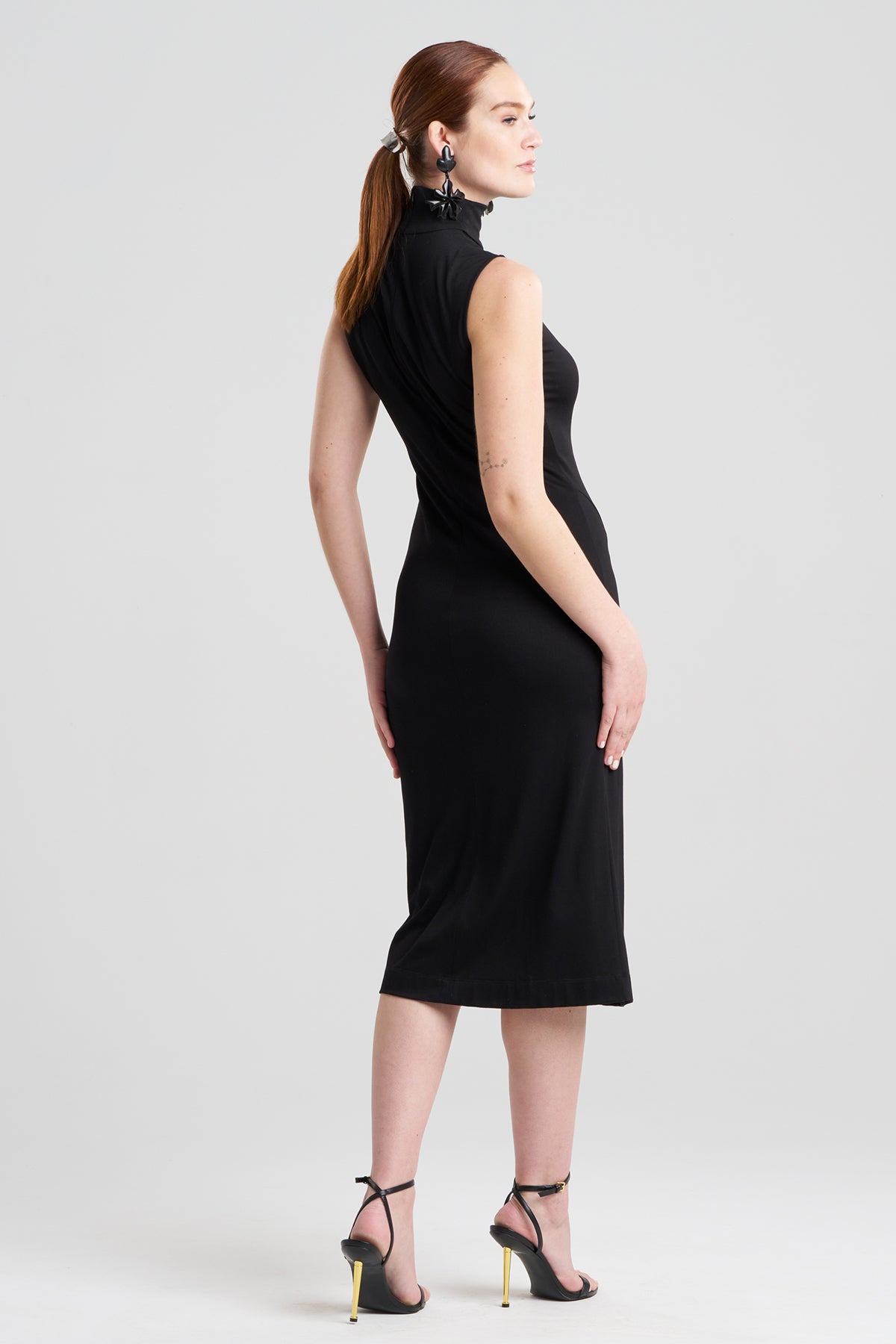 NATORI Crepe Knit Mock Neck Ruched Dress