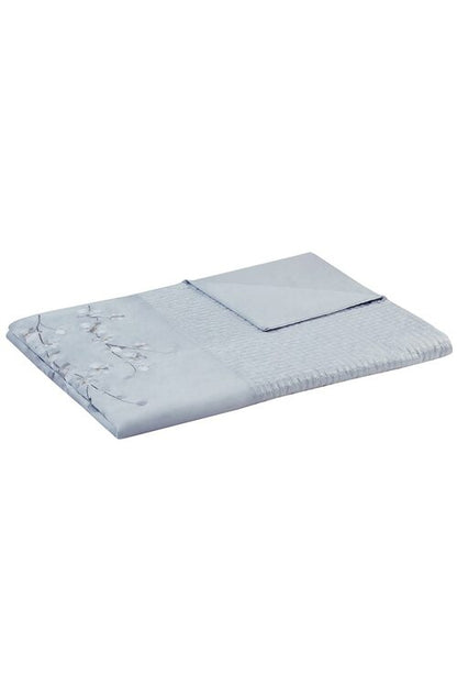 NATORI Buy White Orchid Quilted Embroidery Duvet Cover in White Online