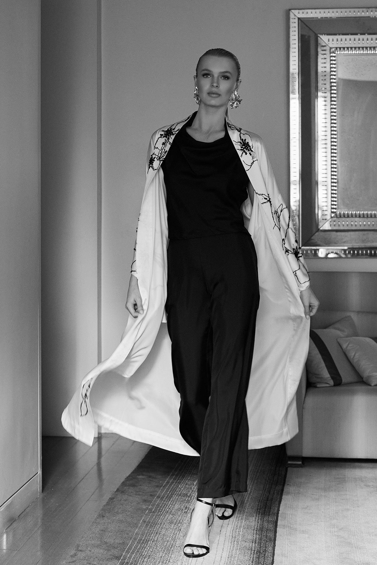 NATORI Solid Silk Twill Pull On Straight Leg Pants