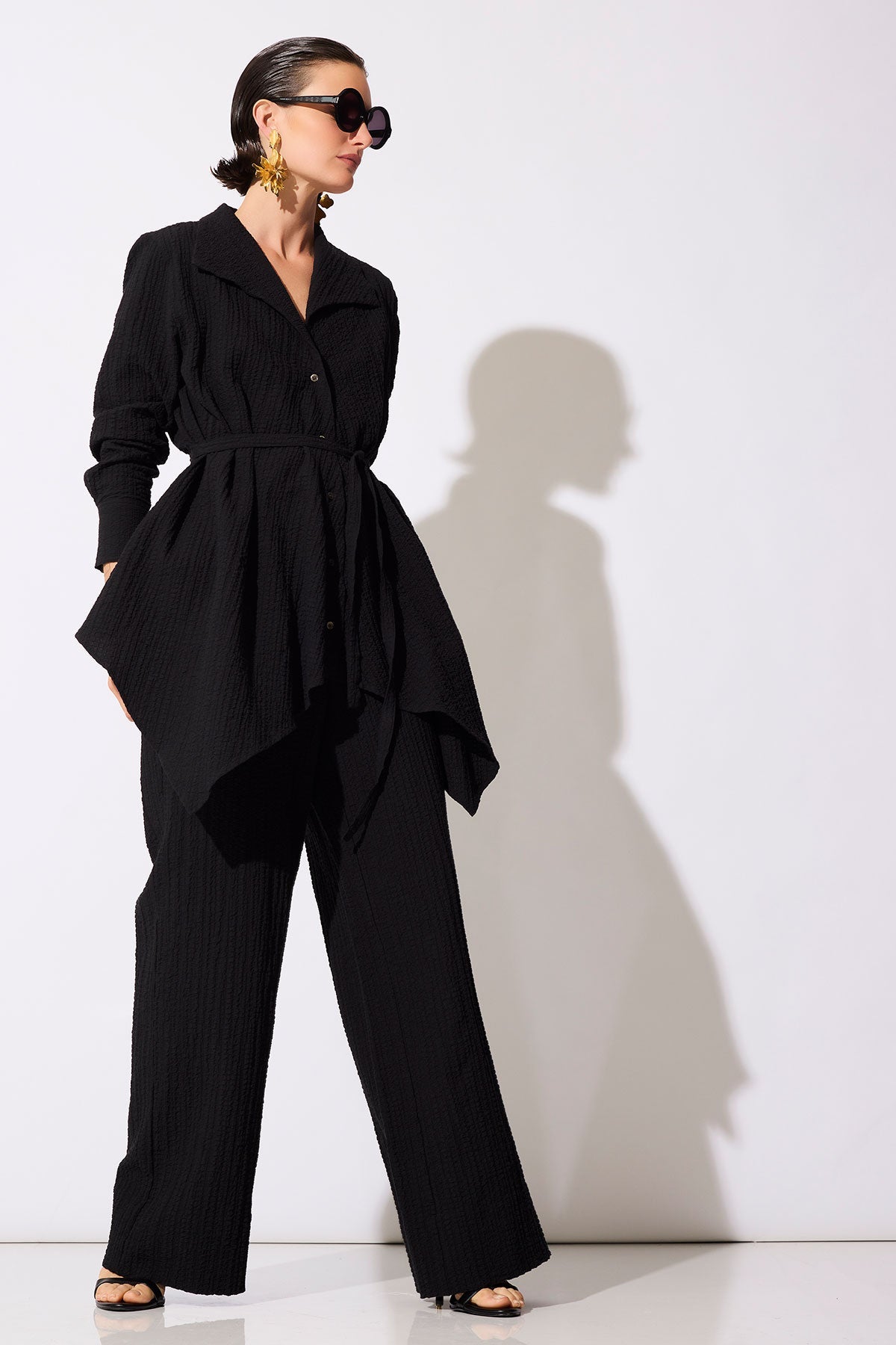 NATORI Matelassé Cotton Handkerchief Hem Shirt