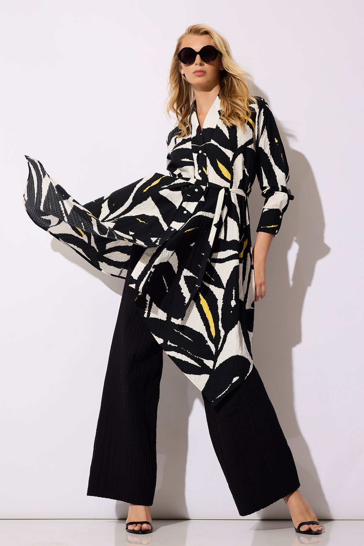 NATORI Leaf Matelassé Cotton Handkerchief Tunic