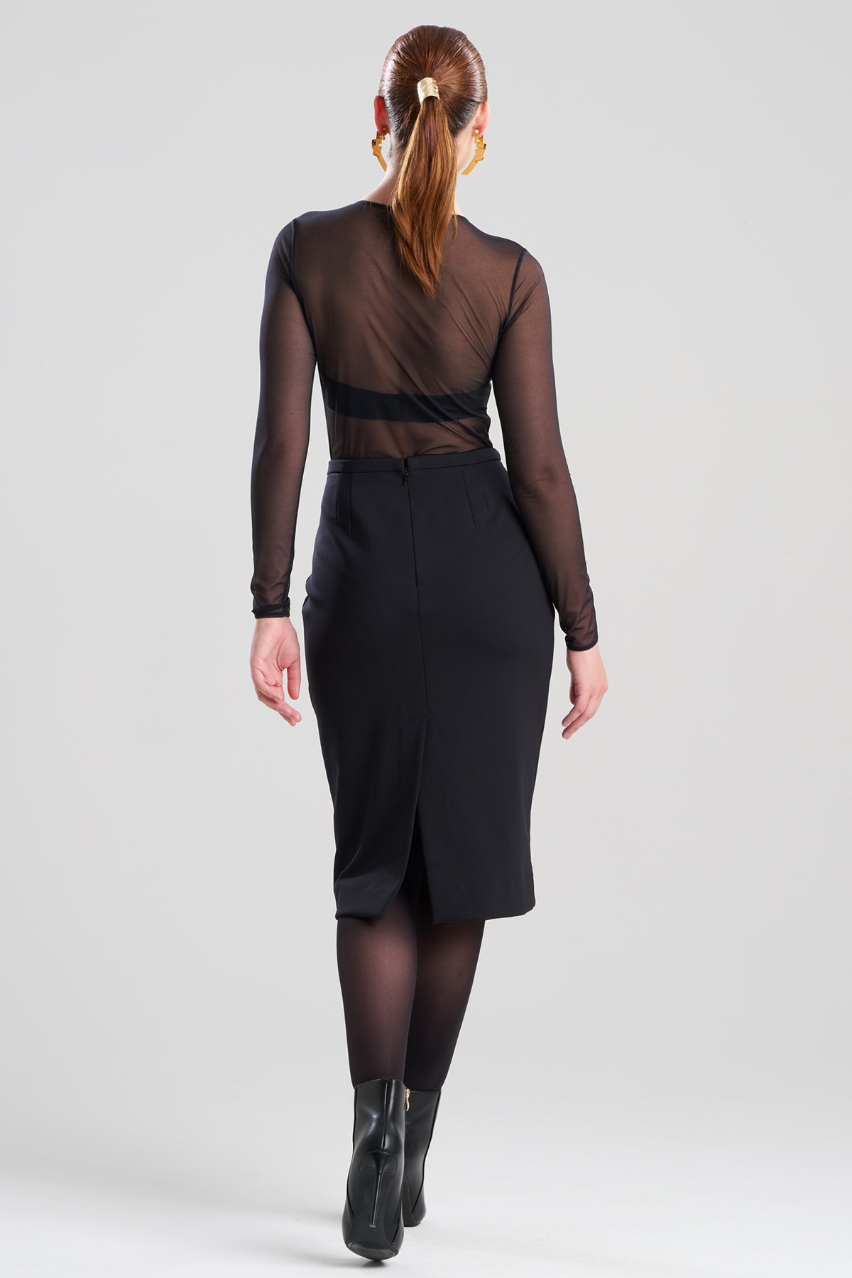 NATORI Techno Crepe Pencil Skirt