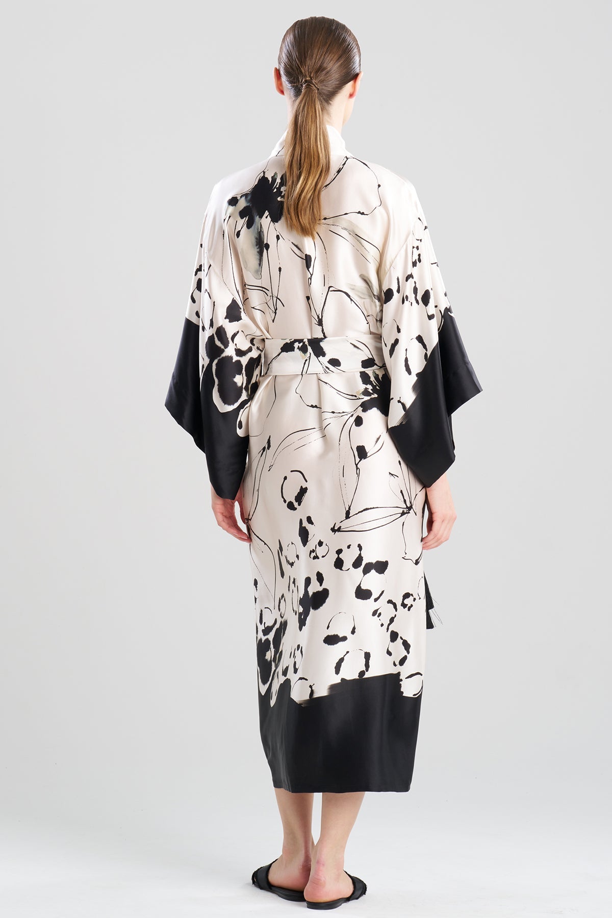 NATORI Yumi Silk Robe