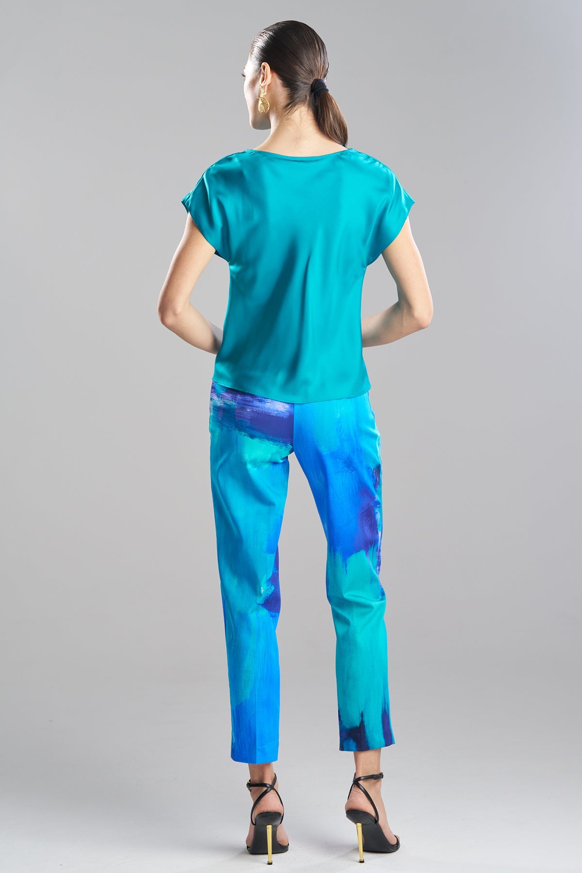 NATORI Solid Silk Twill Drape Neck Cap Sleeve Top